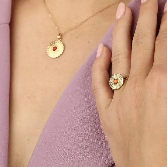 Ring goud met zonnetje en carneool edelsteen - My Bendel - Afbeelding 3
