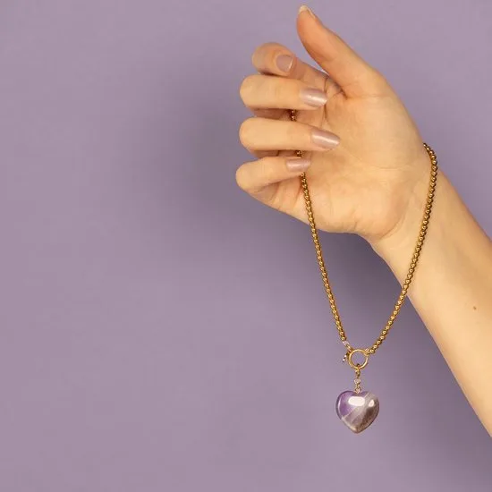 Goudkleurige dames schakelketting met Amethist hart - My Bendel - Image 2