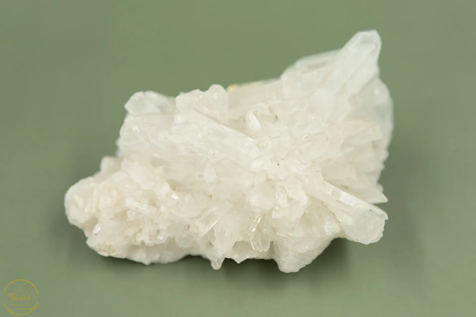 Bergkristal cluster ruw-88385 369 kg