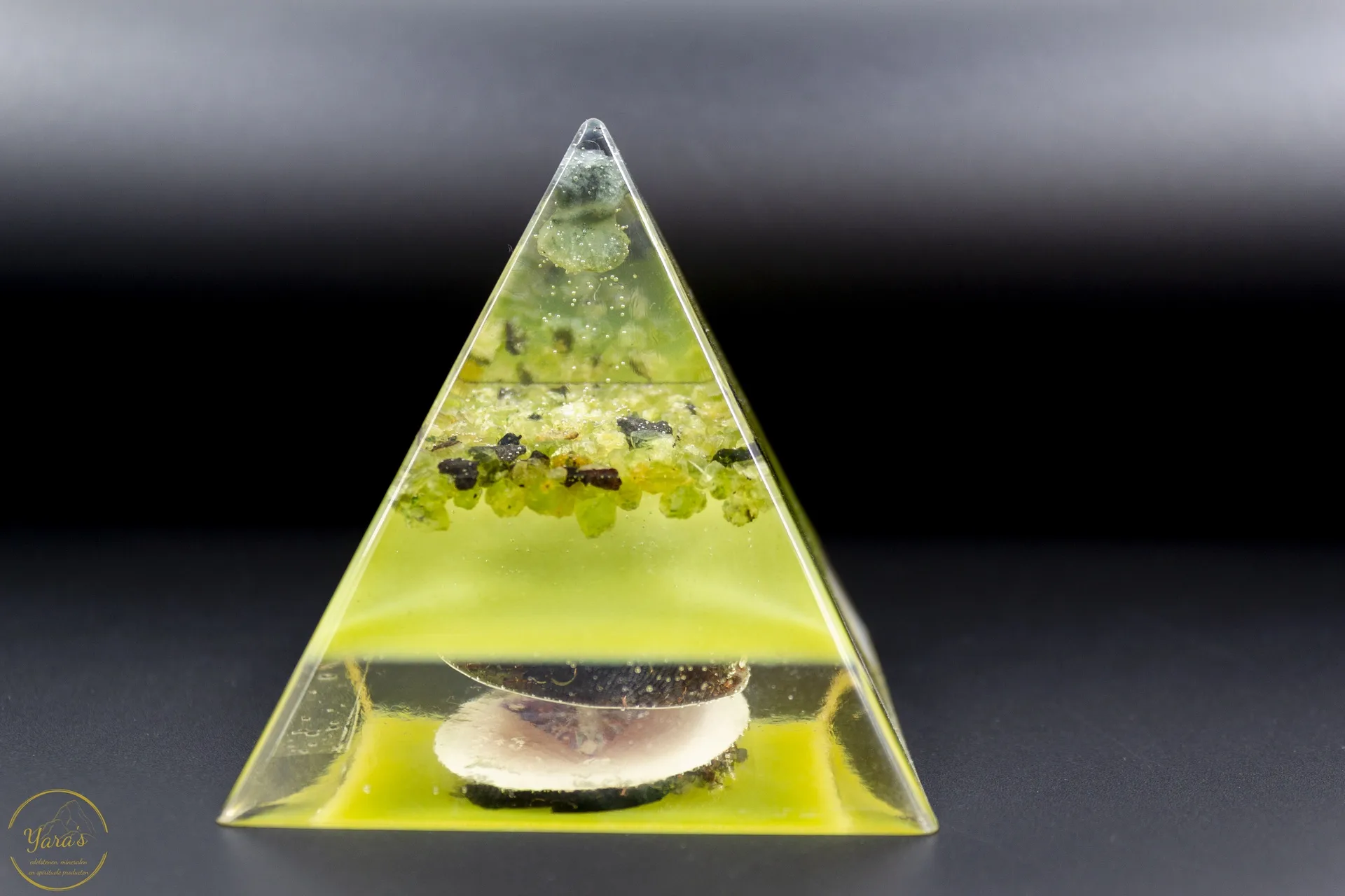 Piramide klein - Epidoot met peridoot - Afbeelding 2