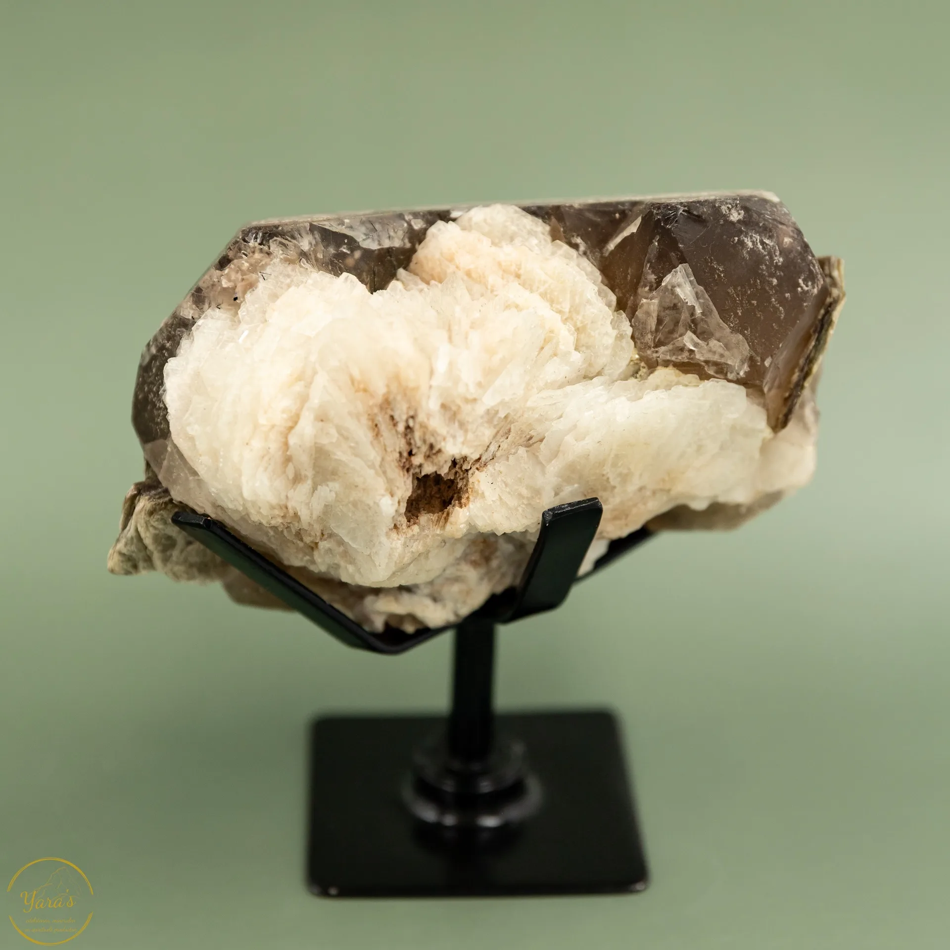 Citrien met calciet en Mica op standaard -1.91 kg - Afbeelding 2