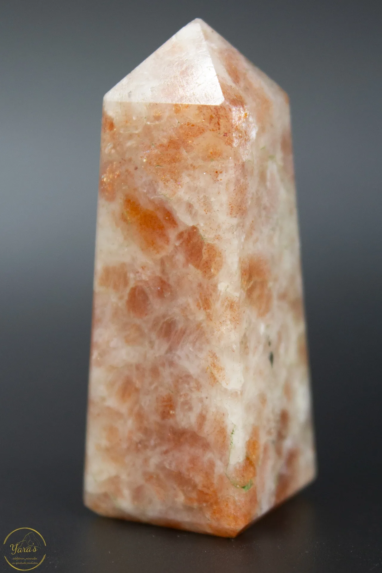 Zonnesteen obelisk - 50 gram