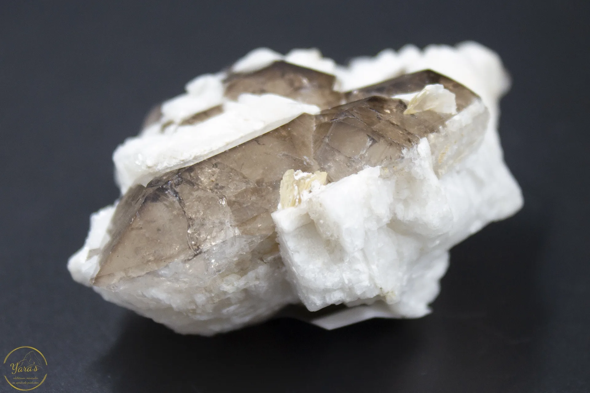 Rookkwarts en mica op veldspaat -110 gram - Afbeelding 2