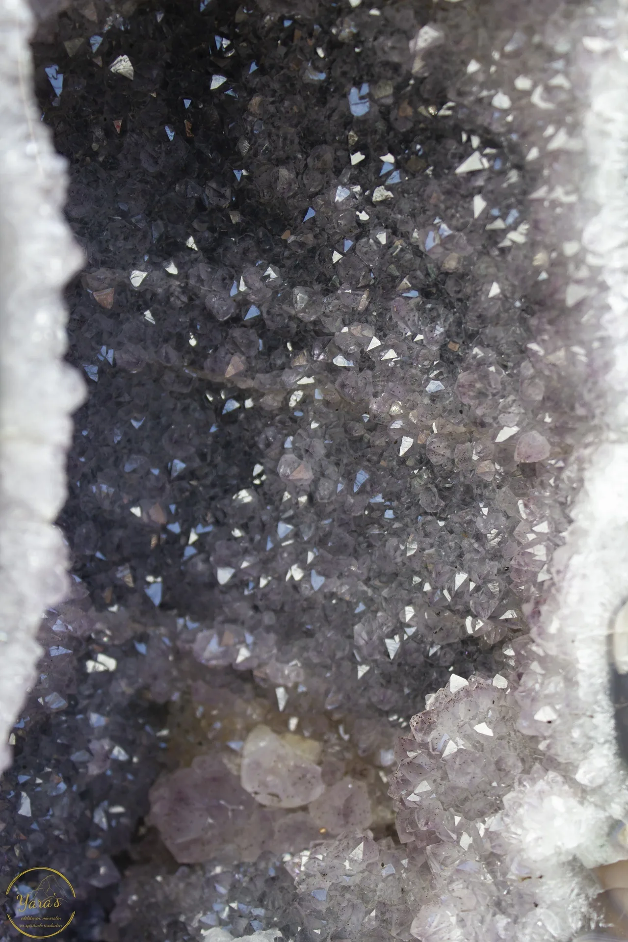 Amethist geode Brazilië 15,18kg - Image 2