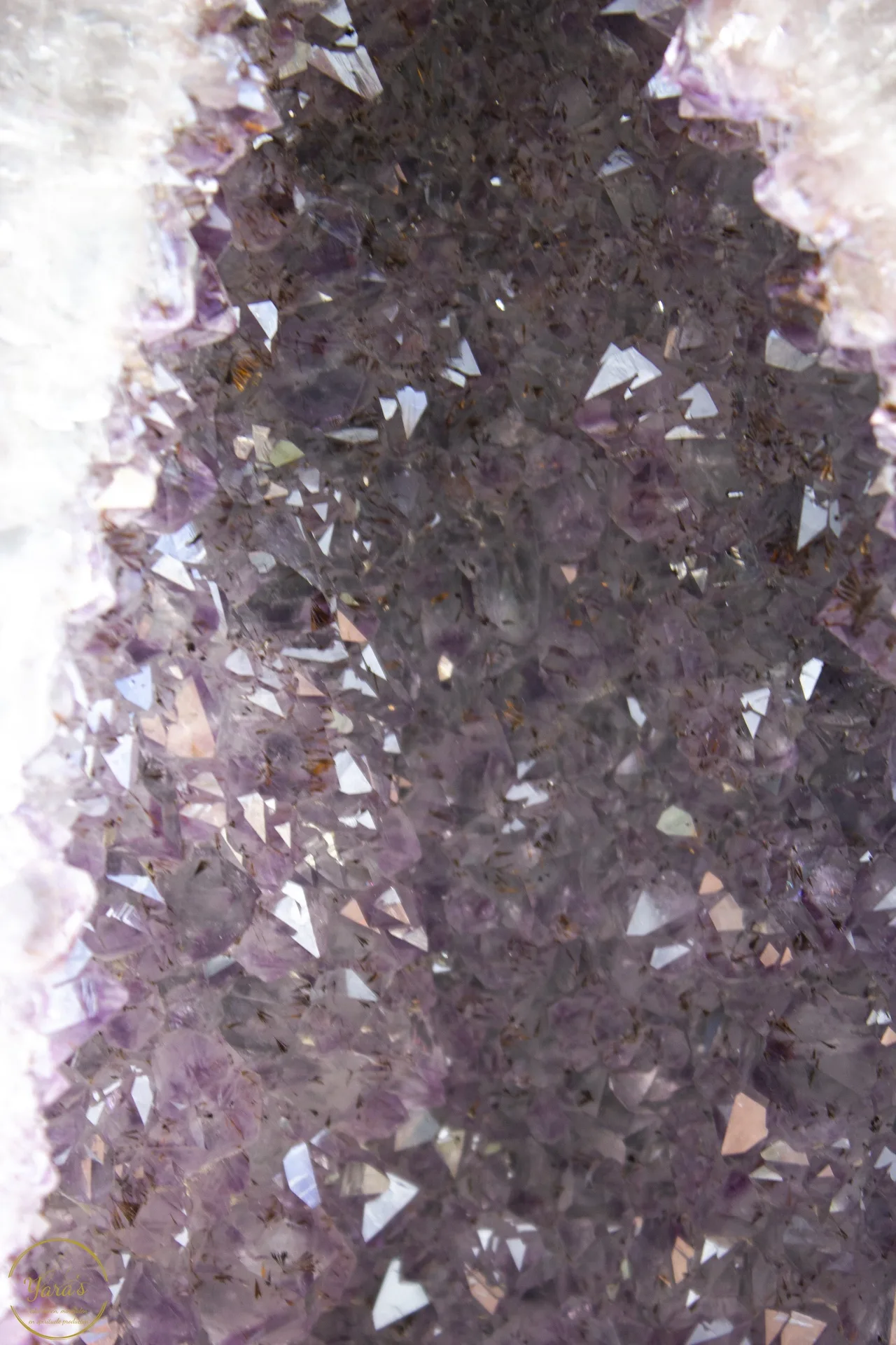 Amethist geode Brazilië 18,56kg - Afbeelding 3