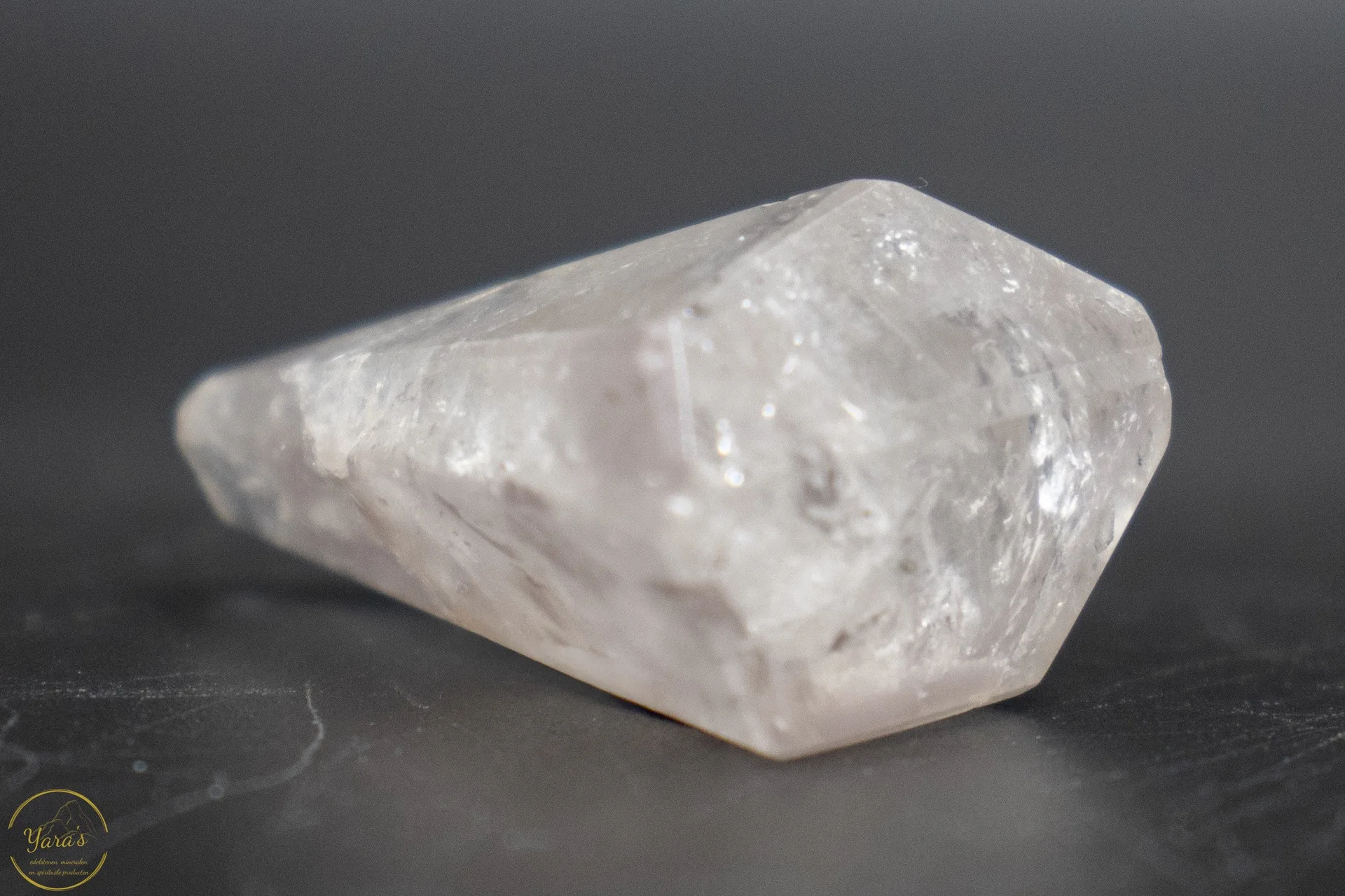 Lithiumkwarts freeform gepolijst -12 gram
