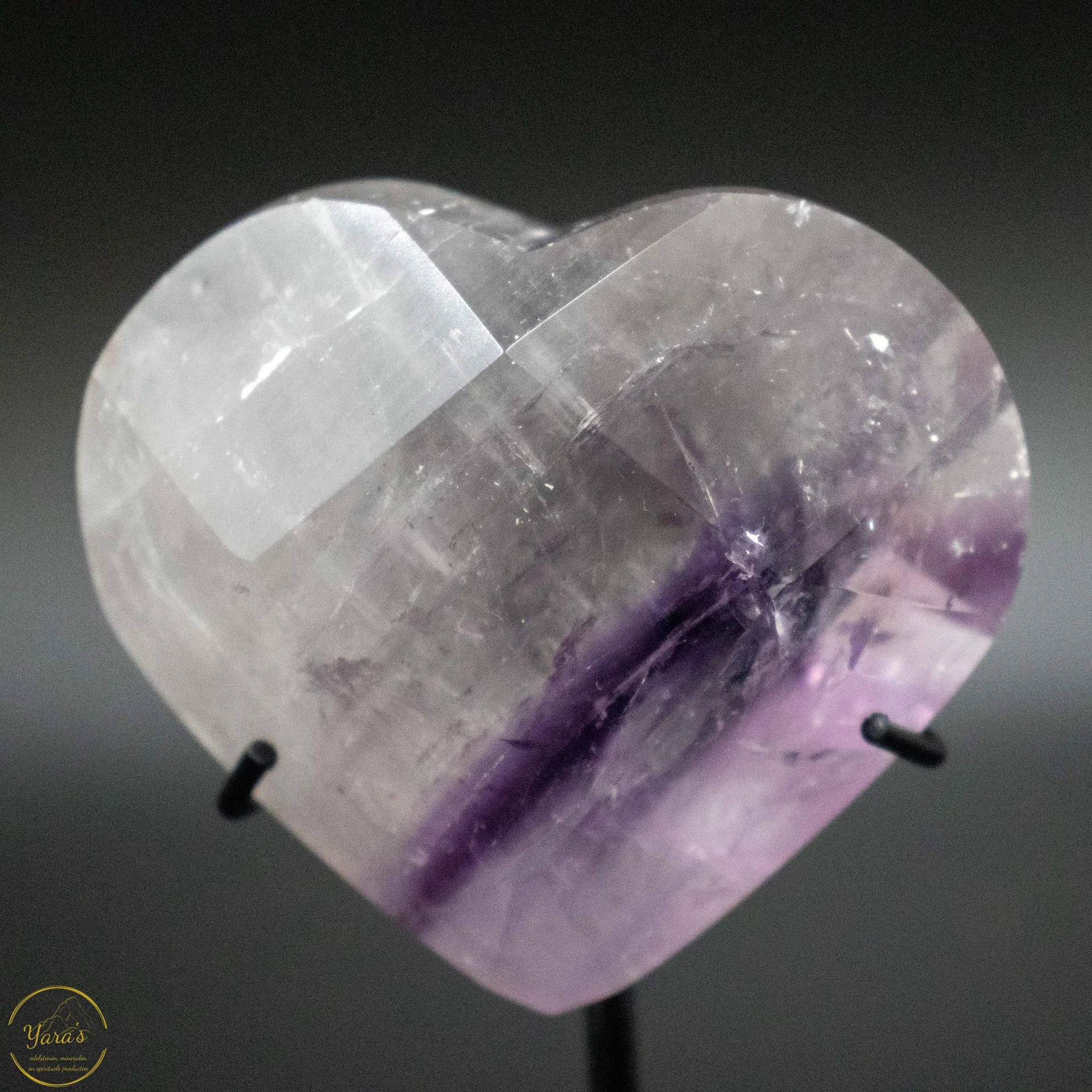 Amethist hart facet geslepen op standaard 108 gram - Afbeelding 2