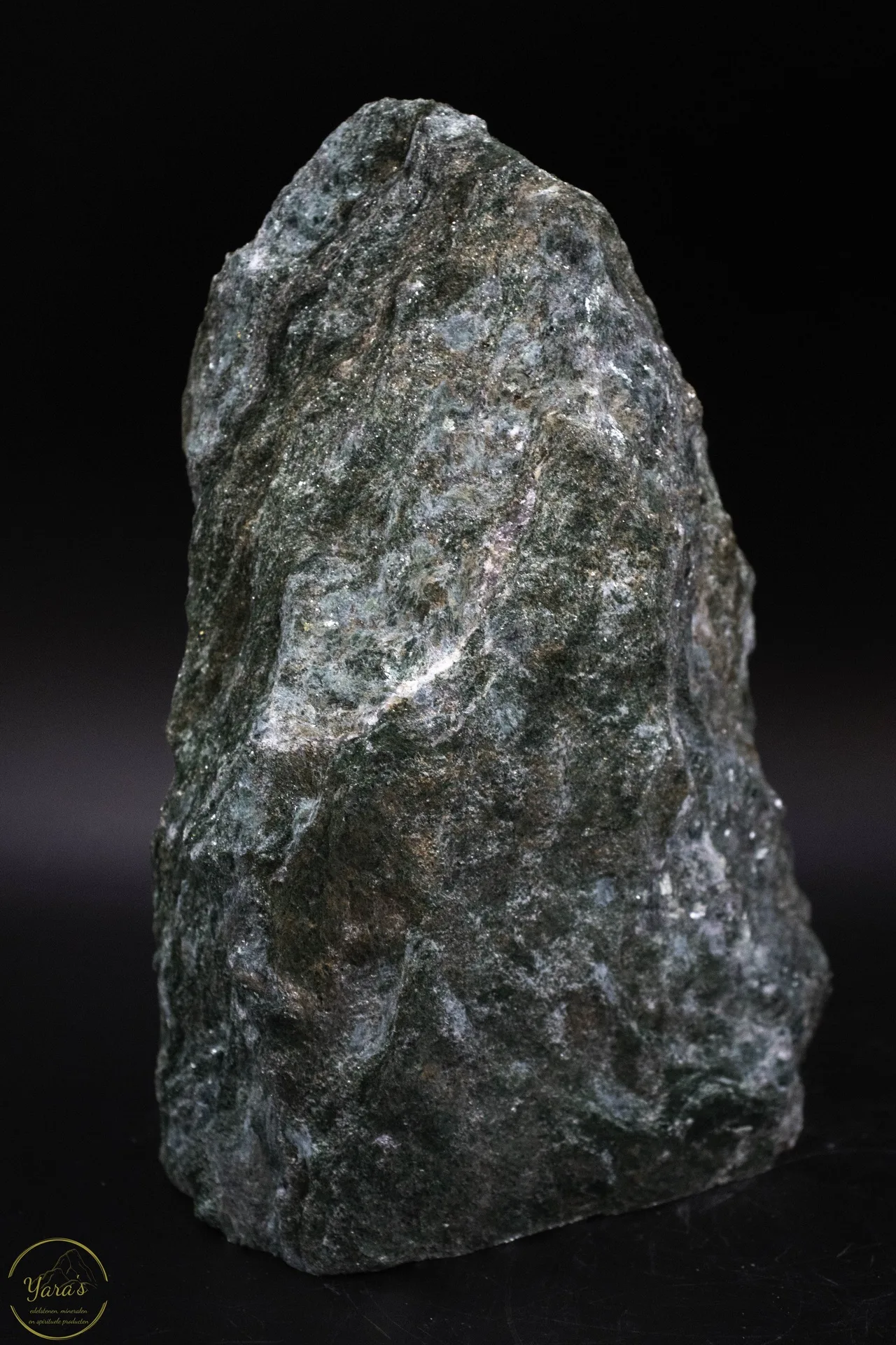 Fuchsiet ruw op standvlak 5.04kg - Image 3